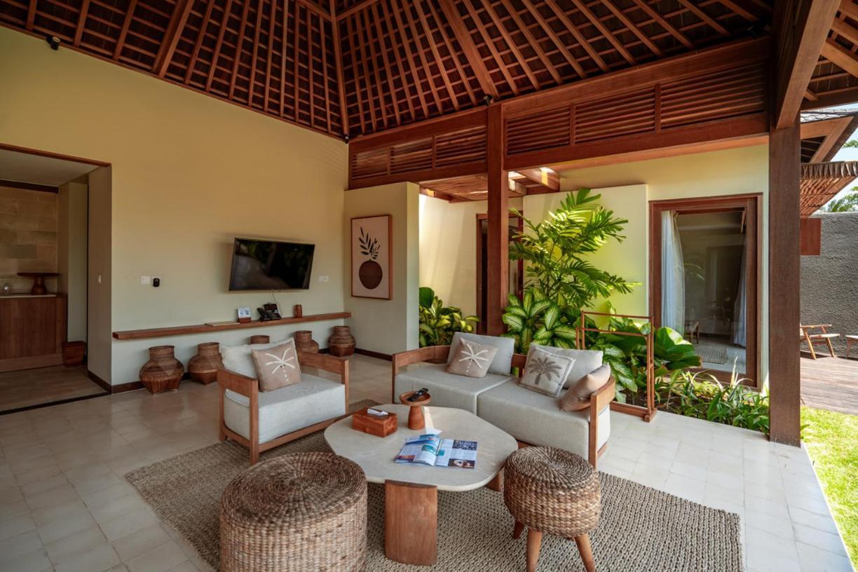 Cocana Resort Гили Траванган Экстерьер фото
